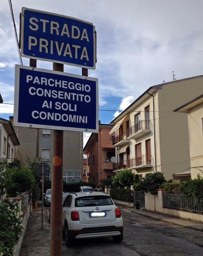 Apt Luminoso, Spazioso Con Aria Condiz E Bici Viareggio Kültér fotó